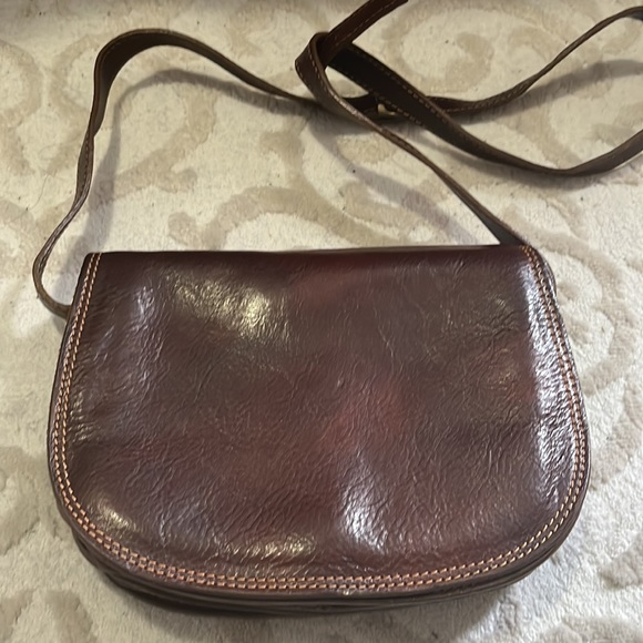 Genuine Leather crossbody bag - Picture 2 of 5